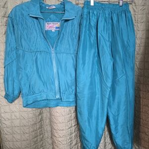 Vintage Misty Valley 100% silk tracksuit Size Petite Medium in excellent conditi